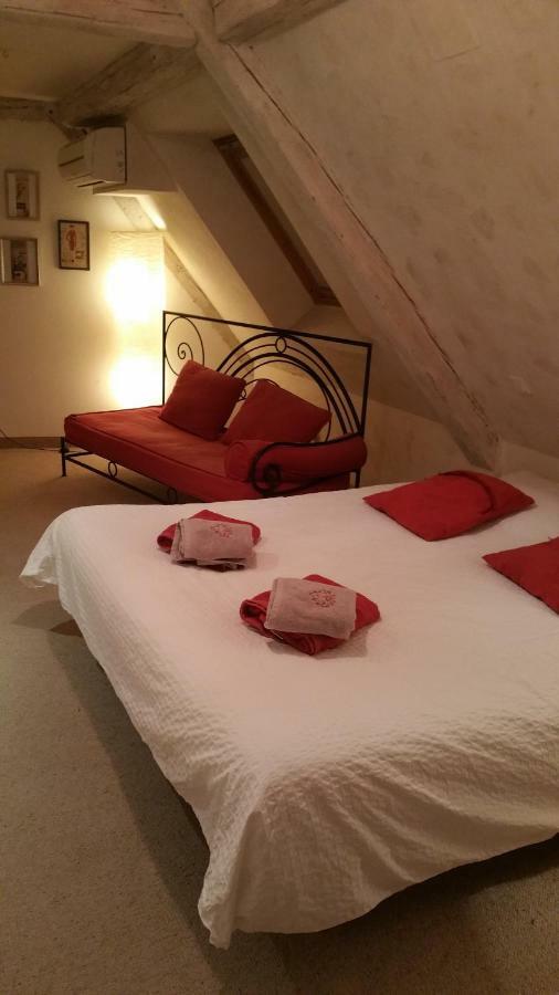 Chambres Touristiques La Cour Des Hotes オベルネ エクステリア 写真